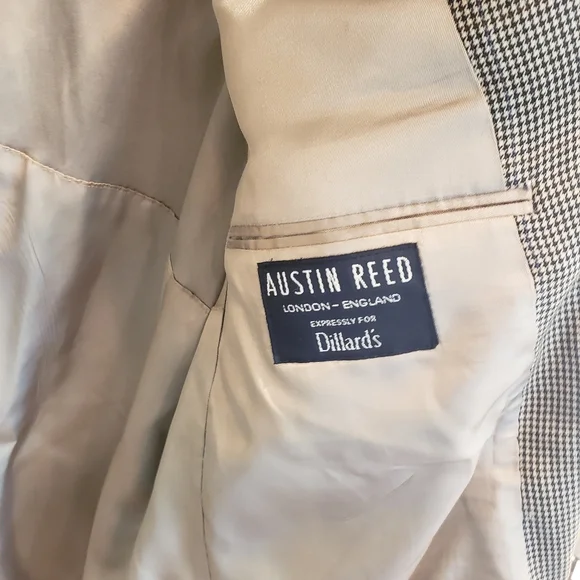 Austin Reed - Picture 4 of 11